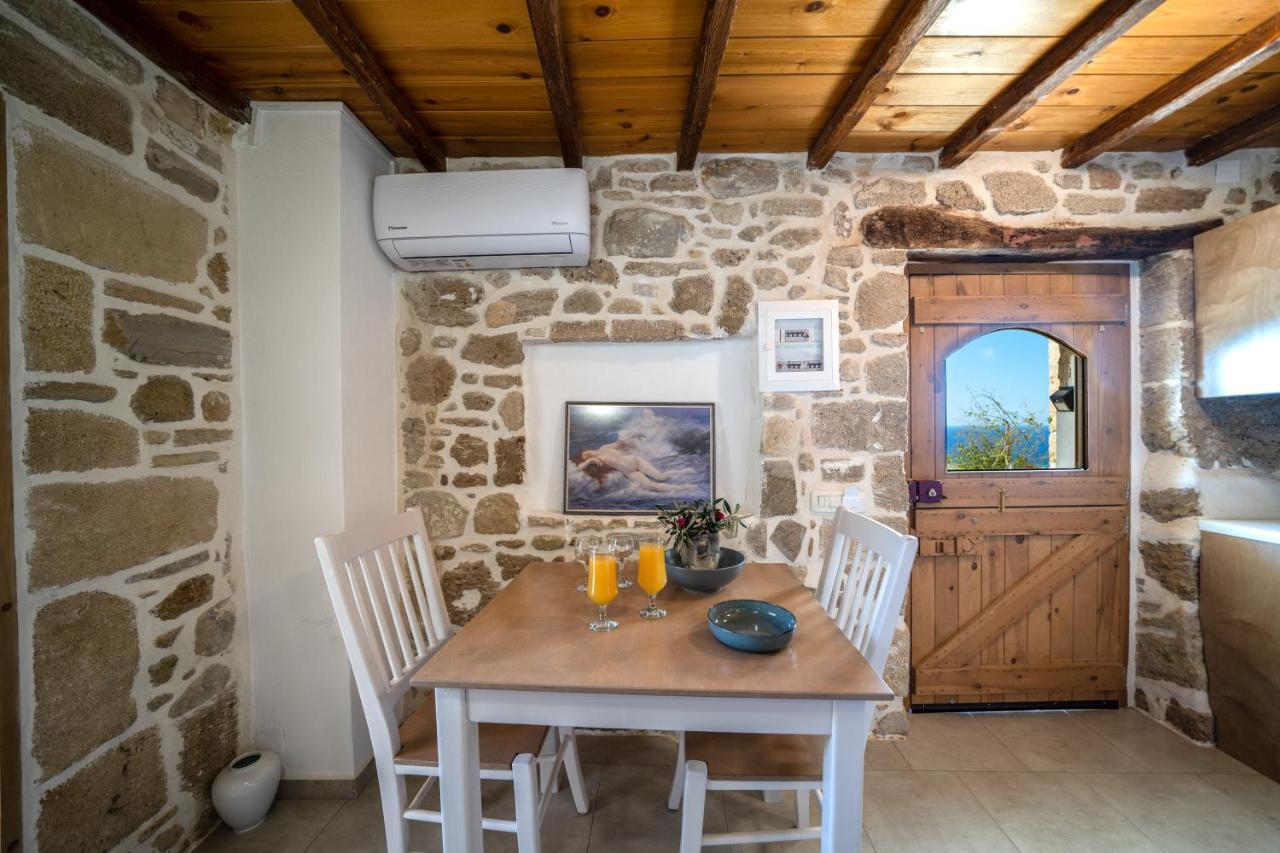 Mary'S Stone House Apartment Falasarna Exterior photo